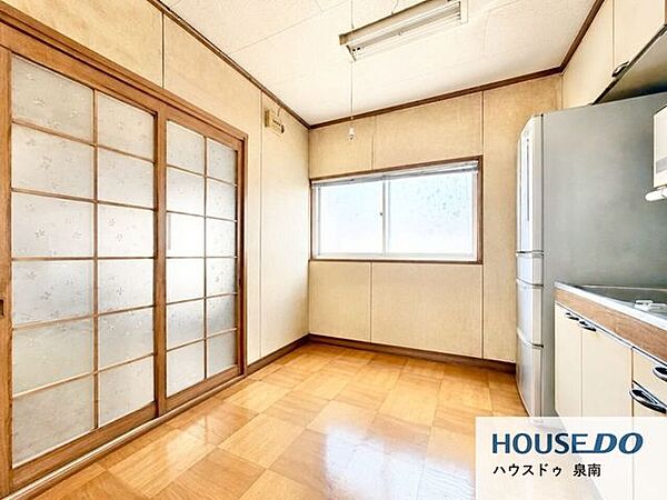 優しい色合いの室内です。統一感があり、空間がより広く感じられます。※写真はCG加工により家具や荷物を削除しています。