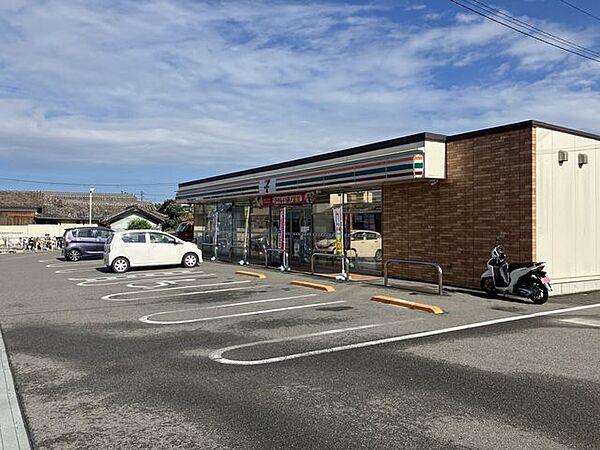 セブン-イレブン泉南新家店 350m