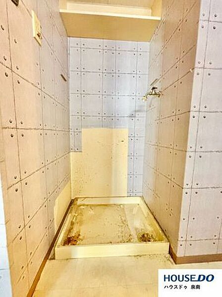 室内洗濯機置き場もあります♪