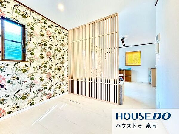 採光もアクセントの一つとして。プライベートルームにはやさしい光が射し込んでいて、この明るい好みの空間で読書をしたり、音楽を聞いたりと一人の時間も充実したものにできます。