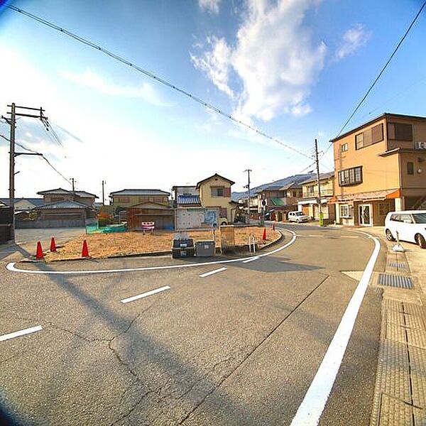 前面道路含む現地写真