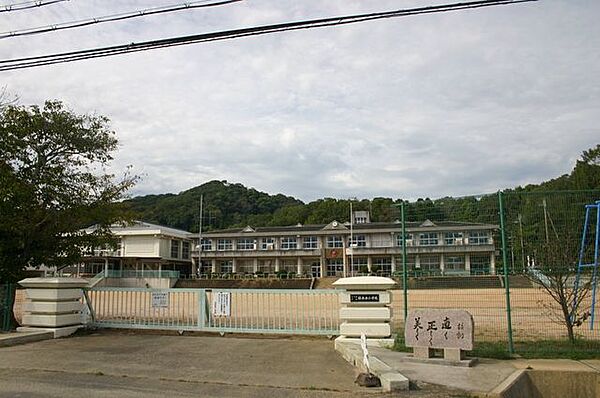 たつの市立揖西西小学校●電話番号　0791-66-0021 1260m