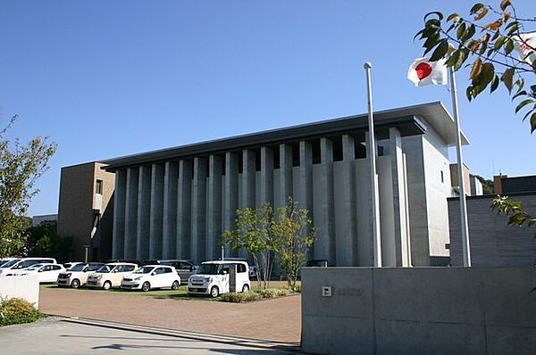 太子町役場●開庁時間　8:30～17:15●閉庁日　　土曜・日曜・12/29-1/3●電話番号　079-277-1010 960m