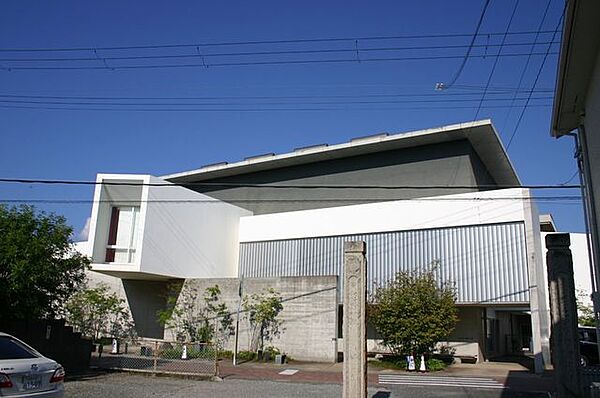 太子町立斑鳩小学校 880m
