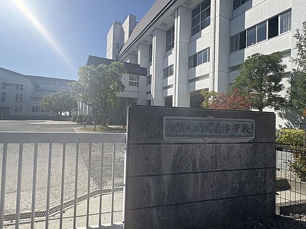 佐賀市立城南中学校 1330m