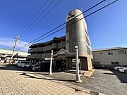 亀山駅より徒歩19分 2階 築26年9ヶ月の賃貸物件