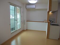 JR赤穂線 坂越駅 徒歩5分の賃貸アパート 2階1LDKのリビング/ダイニング