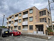 福崎駅より徒歩8分 3階 築17年8ヶ月の賃貸物件