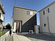 平松駅より徒歩13分 1階 築3年の賃貸物件