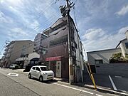 西飾磨駅より徒歩1分 2階 築28年8ヶ月の賃貸物件