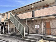 亀山駅より徒歩7分 1階 築22年の賃貸物件