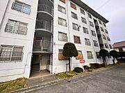 平松駅より徒歩20分 築51年6ヶ月 5階建の賃貸物件