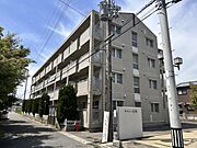 八家駅より徒歩7分 4階 築32年の賃貸物件