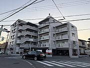 キャッスルコート安室 2階 築36年の賃貸物件