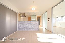 ミオカステーロ新横浜 2LDKのリビング/ダイニング