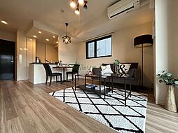 都営大江戸線 西新宿五丁目駅 徒歩4分の賃貸マンション 3階1SLDKのリビング/ダイニング