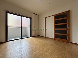 都営大江戸線 西新宿五丁目駅 徒歩3分の賃貸マンション 4階1Kのリビング/ダイニング