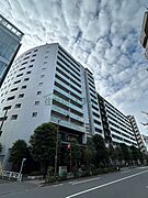 西新宿五丁目駅より徒歩7分 8階 築15年4ヶ月の賃貸物件