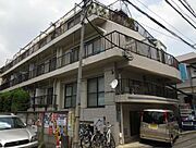 中野坂上駅より徒歩7分 2階 築38年2ヶ月の賃貸物件