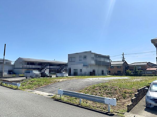 幅員6mのゆとりある専用アプローチ