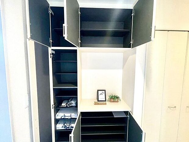 【Entrance】大容量のシューズボックス