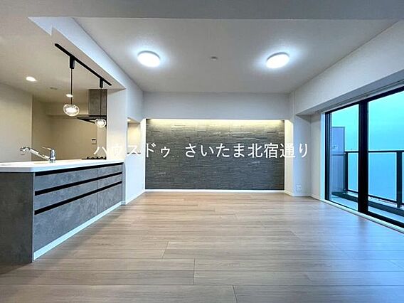 【Living...