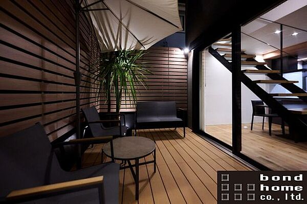 【design plan】b-smart　建物坪単価/￥616、000～(税込)外観・内装・住宅設備のすべてがシンプルかつデザイン的に組み込まれており標準仕様でも快適に心を豊かにしてくれるシリーズ