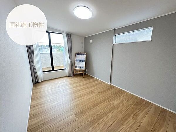 寝室を拡大表示