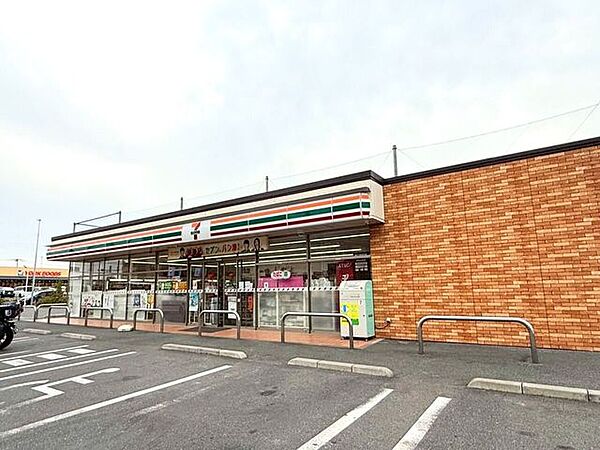 セブン-イレブン さいたま島小学校前店 830m