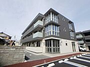 南町駅より徒歩7分 3階 築4年の賃貸物件