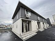 松前駅より徒歩3分 築3年2ヶ月 2階建の賃貸物件