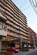 大手町駅より徒歩4分 築36年4ヶ月 11階建の賃貸物件