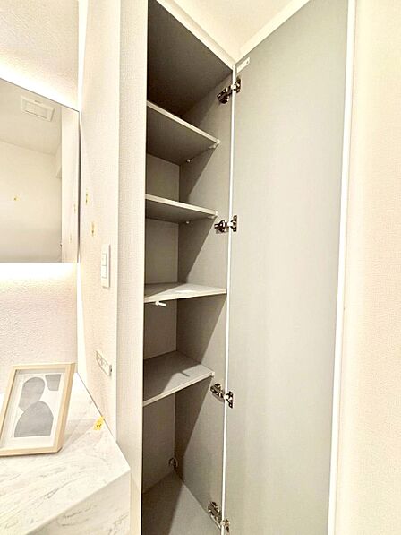 便利なリネン庫で、スッキリした使いやすい洗面室に  