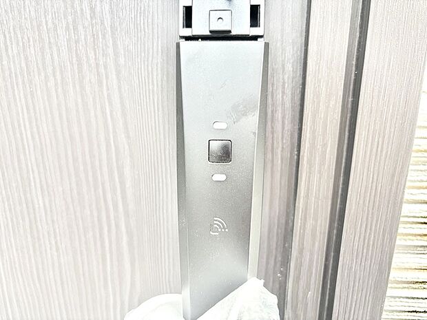 スマートに開錠できる電子キー
