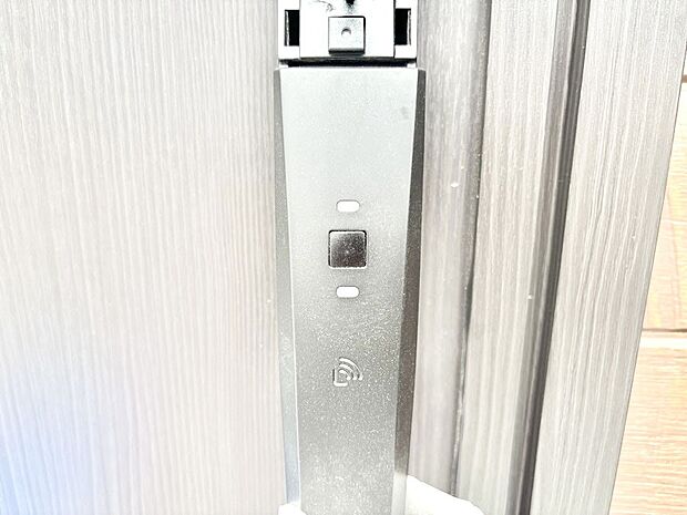 スマートに開錠できる電子キー