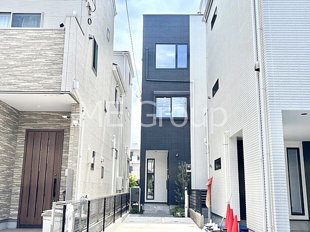 洗練された外観、上質な住空間が広がる室内は永く安心して過ごせる住居です。 