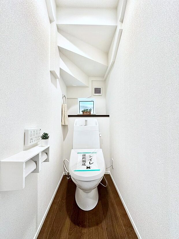 トイレは1階と2階それぞれに配置されていてとても便利です。