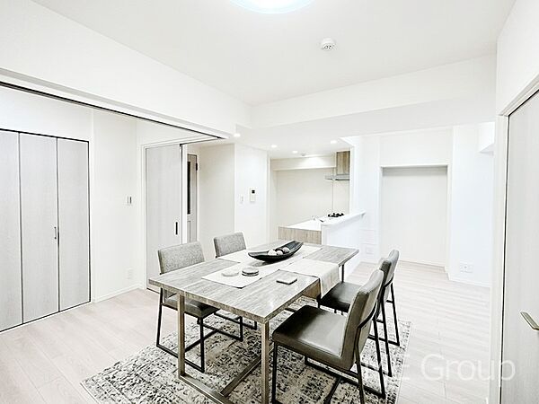 内装「無料オンライン相談」受付中！落ち着いた雰囲気のＬＤＫ※家具はCGです