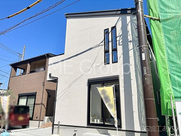 外観「無料オンライン相談」受付中！たっぷりの陽光と開放感に包まれる明るい住まい