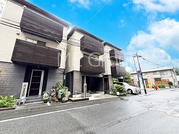 外観「無料オンライン相談」受付中！ここから始まる新生活を応援いたします！