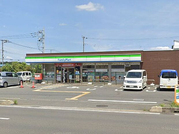 コンビニ 425m ファミリーマート 東所沢和田店