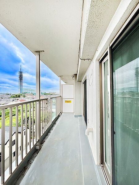 内装「無料オンライン相談」受付中！お部屋に開放感と採光をプラスしてくれるバルコニー