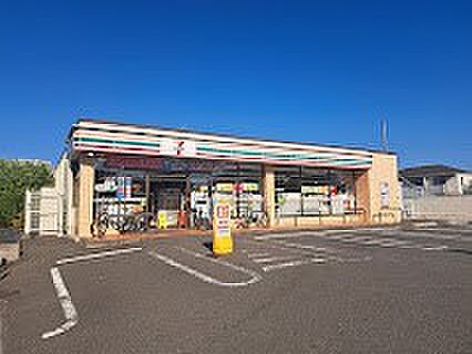 コンビニ 300m セブン-イレブン 武蔵野境5丁目店