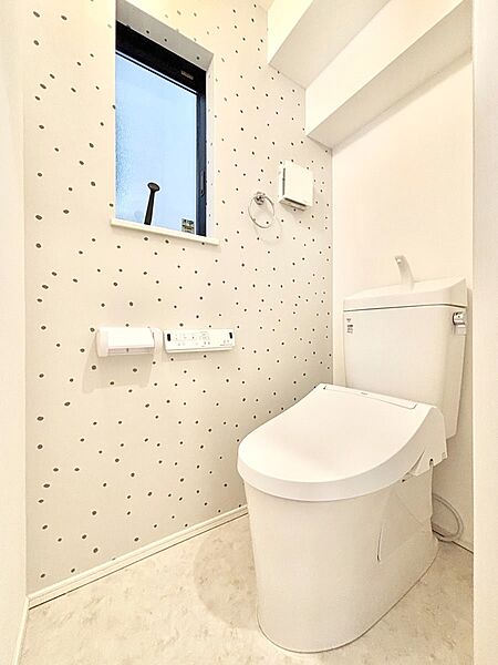 内装「無料オンライン相談」受付中！トイレは安心の2箇所！朝のバタバタも一安心です。