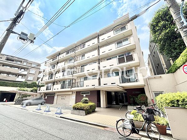 外観「無料オンライン相談」受付中！生活に便利な地に伸びやかな家族の生活風景を描く