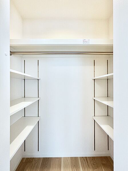 内装「無料オンライン相談」受付中！WICのある住まいでスッキリ快適な生活を