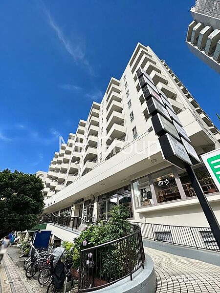 商業施設・教育施設等、住環境良好な立地です！