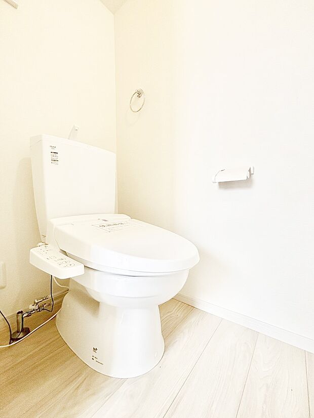 トイレは安心の2箇所!朝のバタバタも一安心です。