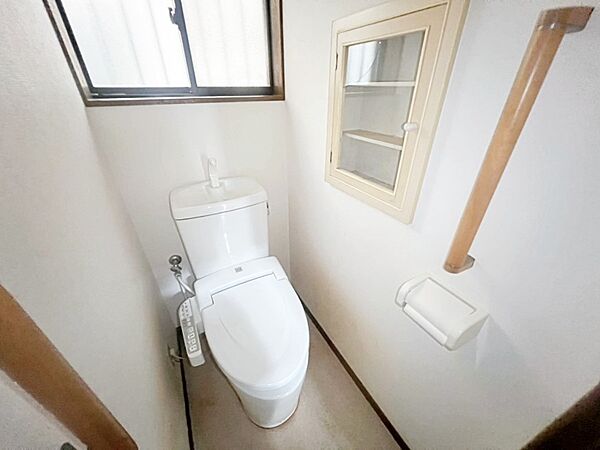 内装「無料オンライン相談」受付中！トイレは温水洗浄機能付き
