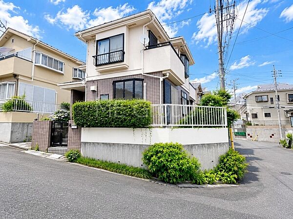 外観～弊社では無料オンライン相談を実施しております。お気軽にご相談ください～